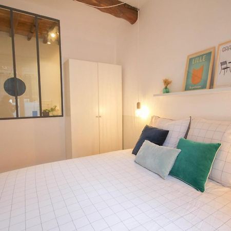 In The Heart Of Old Lille: Rue De La Monnaie Apartment Екстериор снимка